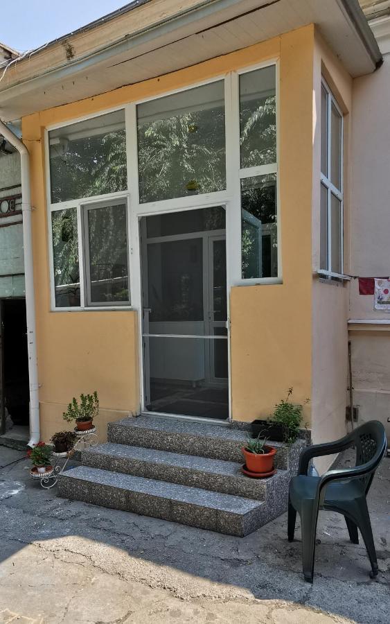 Center Haus Apartman Bukarest Kültér fotó