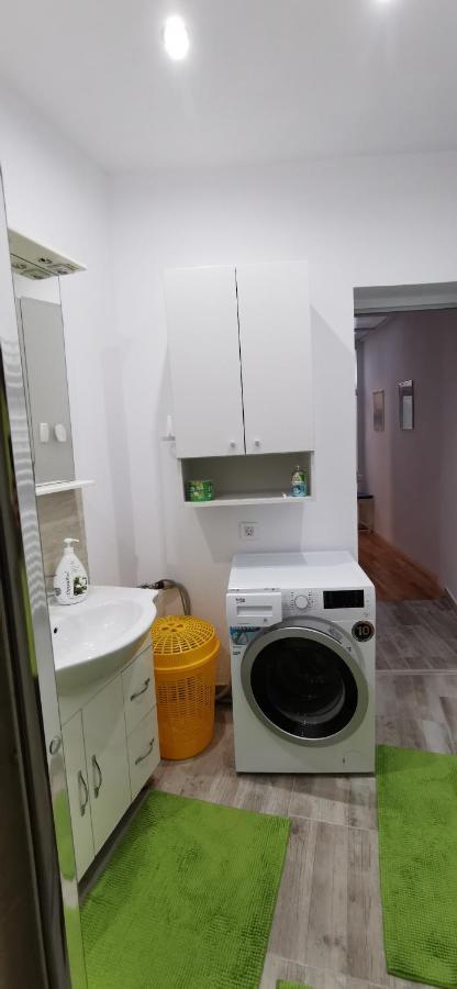 Center Haus Apartman Bukarest Kültér fotó